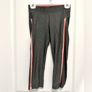 Under Armour Crop Leggings